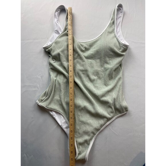 Coral Reef "The Escape" One-Piece Swimsuit Womens Large Sage Green Padded Lined - Picture 2 of 5